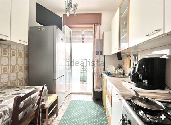 appartamento in vendita a Roma in zona Tor Cervara