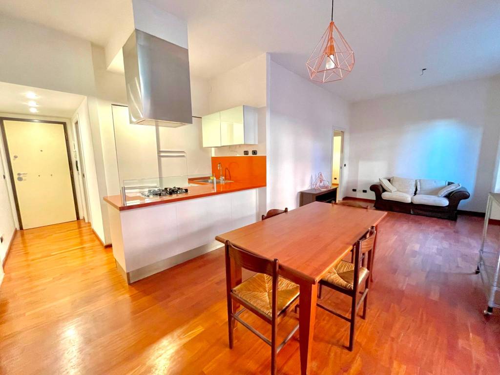 appartamento in vendita a Roma in zona Lido di Castel Fusano