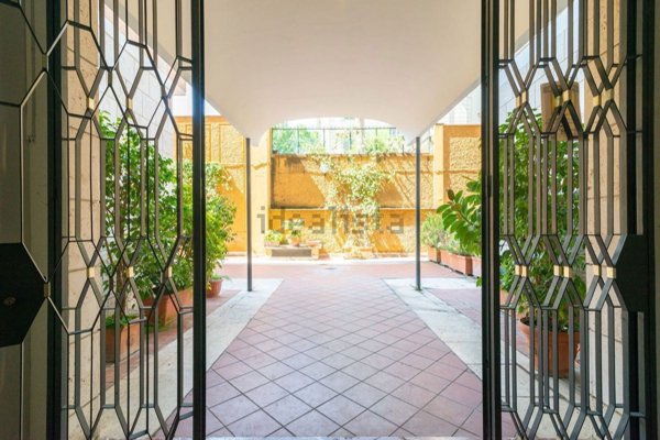 appartamento in vendita a Roma in zona Nomentano