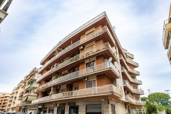 appartamento in vendita a Roma in zona Aurelio