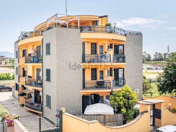 appartamento in vendita a Roma in zona Castelverde