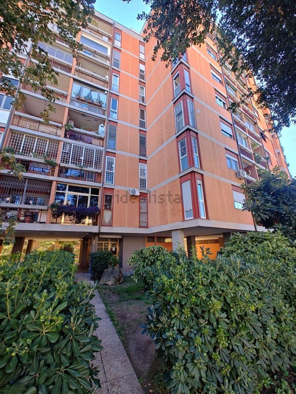 appartamento in vendita a Roma in zona Spinaceto