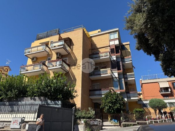 appartamento in vendita a Roma in zona La Pisana