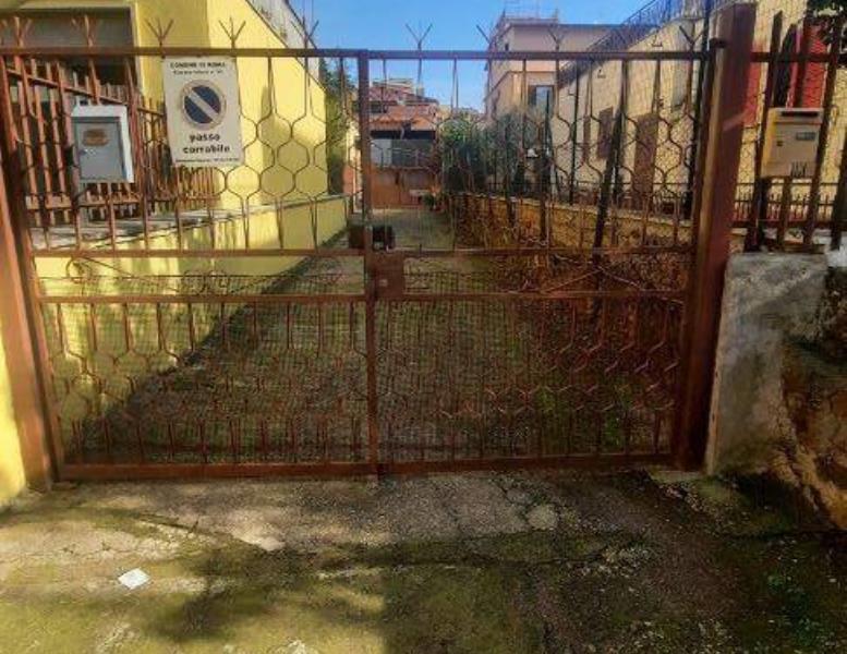 appartamento in vendita a Roma in zona Alessandrino
