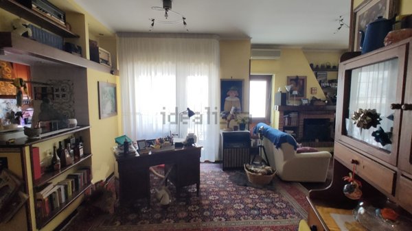 appartamento in vendita a Roma in zona Spinaceto