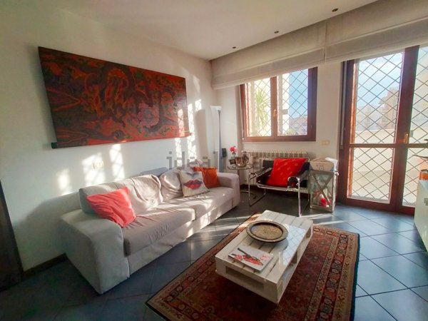 appartamento in vendita a Roma in zona Romanina