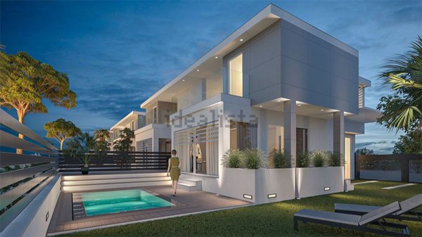 casa indipendente in vendita a Roma in zona Infernetto