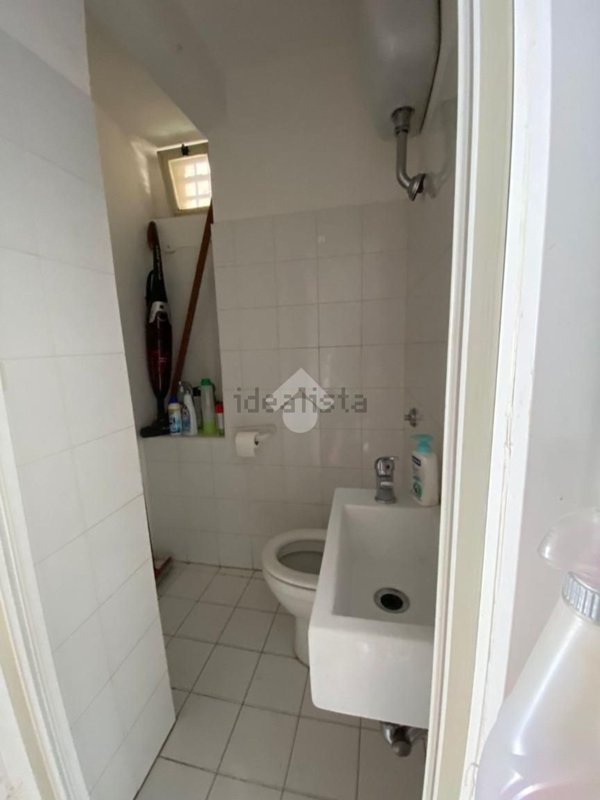 locale commerciale in vendita a Roma in zona Prenestino-Centocelle