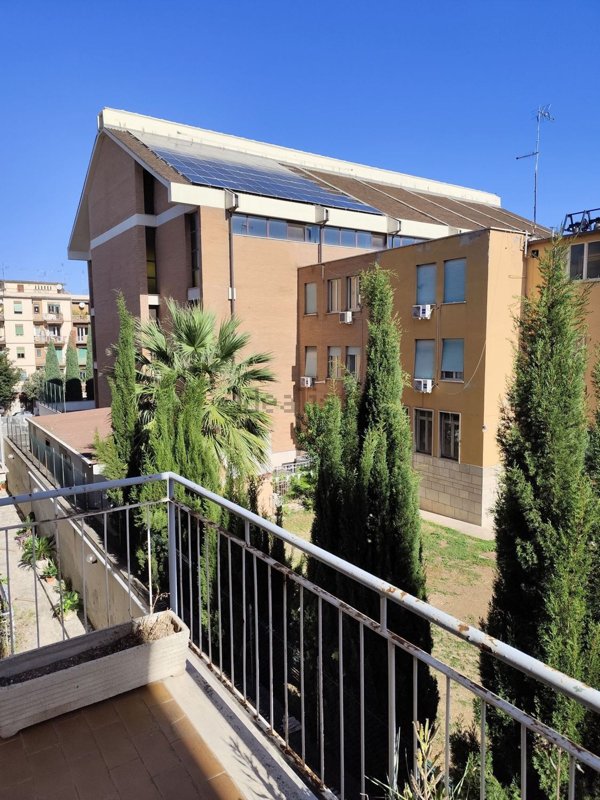 appartamento in vendita a Roma in zona Prenestino-Centocelle