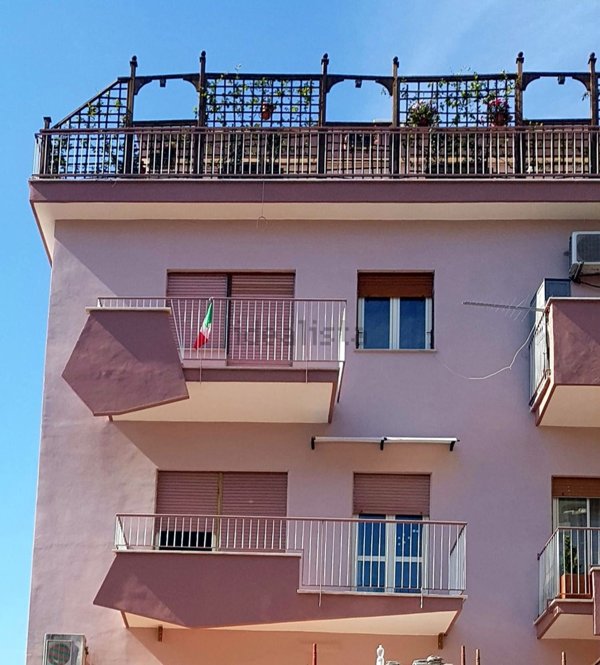 appartamento in vendita a Roma in zona Tomba di Nerone