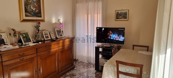 appartamento in vendita a Roma in zona Tomba di Nerone