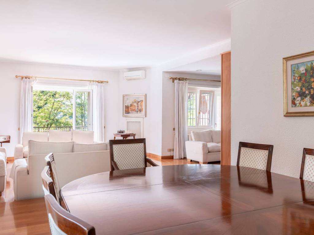 appartamento in vendita a Roma in zona Tor di Quinto