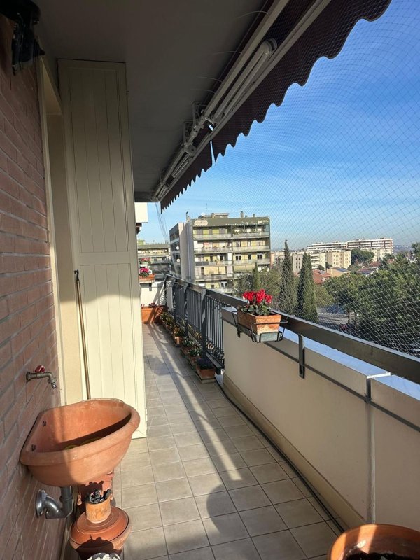 appartamento in vendita a Roma in zona Torrino