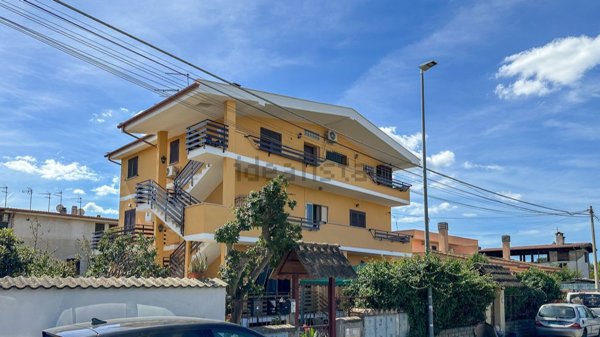 appartamento in vendita a Roma in zona Dragona/Bagnoletto