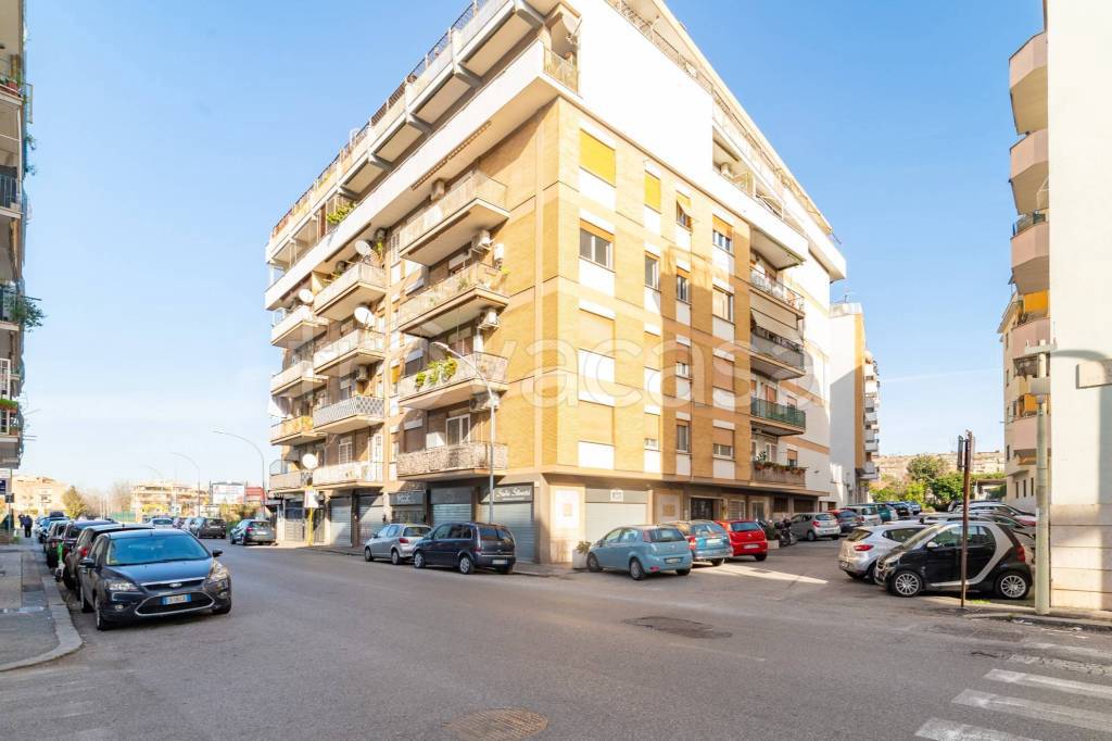 appartamento in vendita a Roma in zona Pietralata