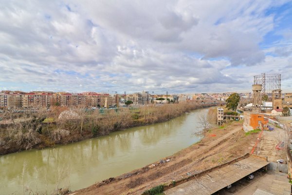 appartamento in vendita a Roma in zona Ostiense