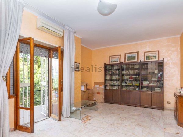 appartamento in vendita a Roma in zona Giuliano Dalmata