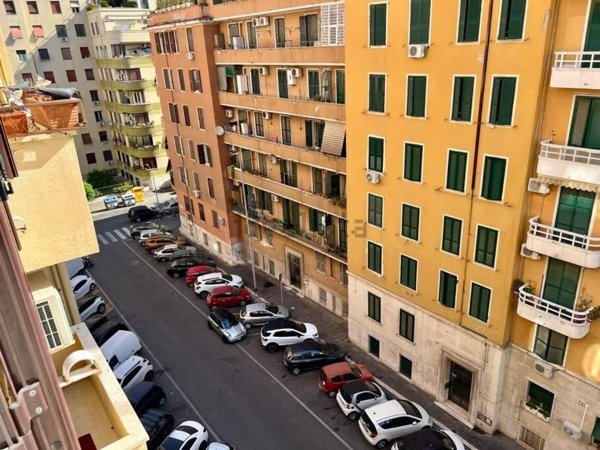 appartamento in vendita a Roma in zona Appio Latino