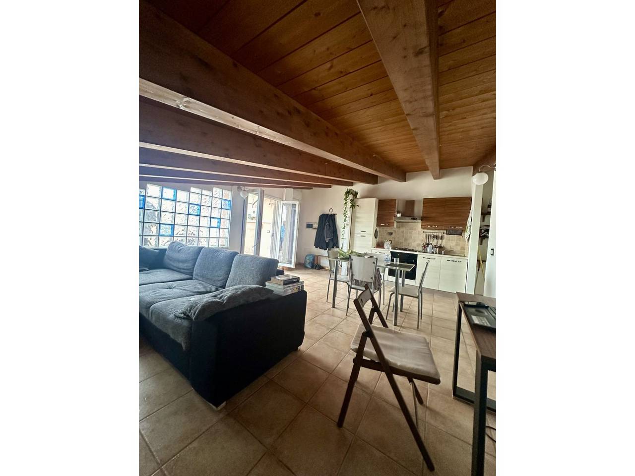 appartamento in vendita a Roma in zona Valle Muricana