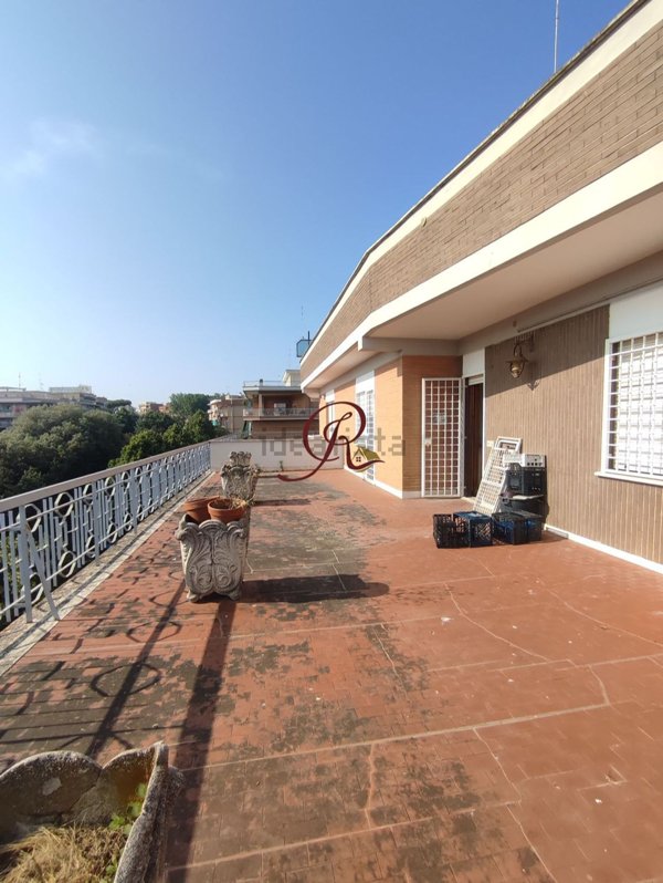 appartamento in vendita a Roma in zona Gianicolense