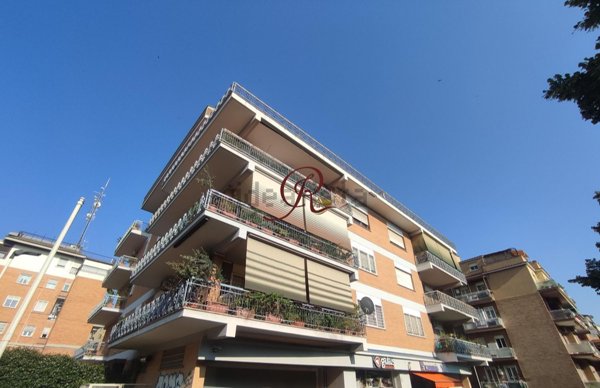 appartamento in vendita a Roma in zona Gianicolense