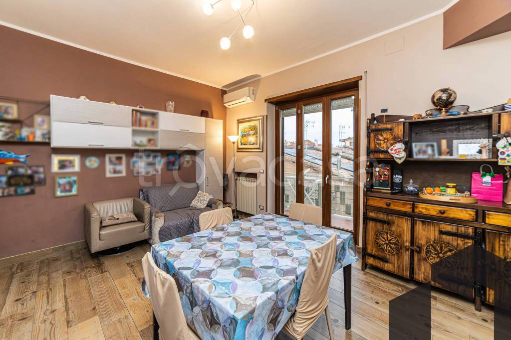 appartamento in vendita a Roma in zona Borghesiana