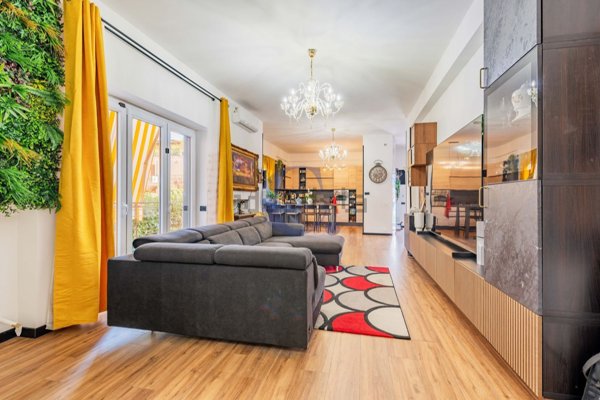 appartamento in vendita a Roma in zona Romanina