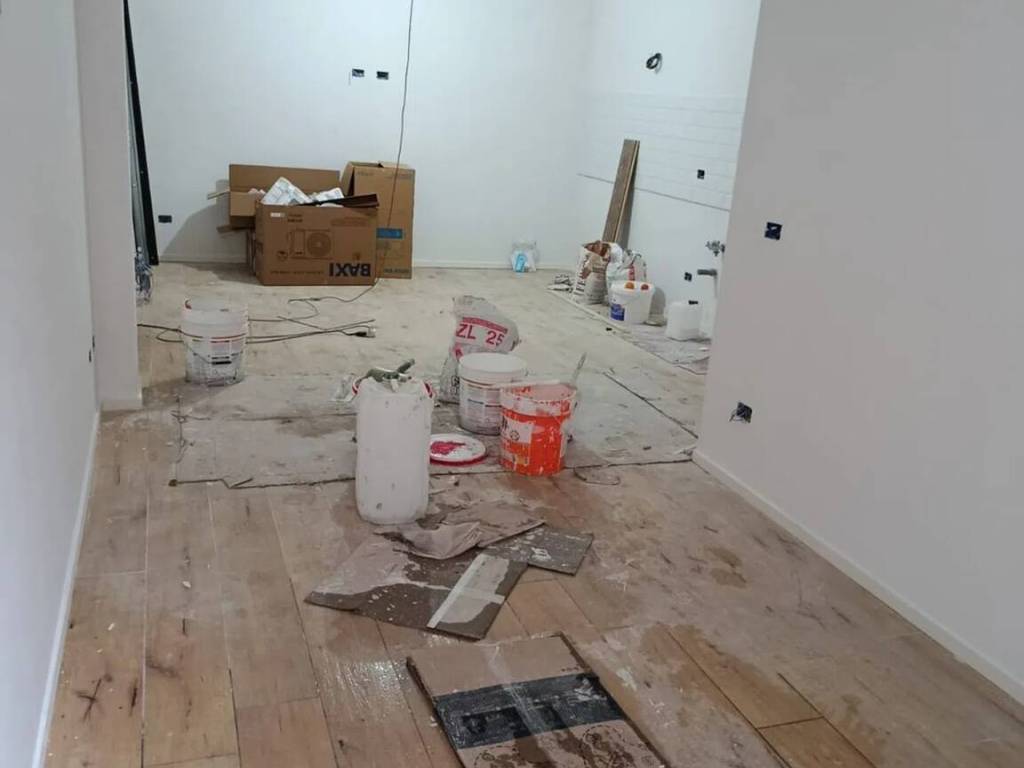 appartamento in vendita a Roma in zona Tor Bella Monaca