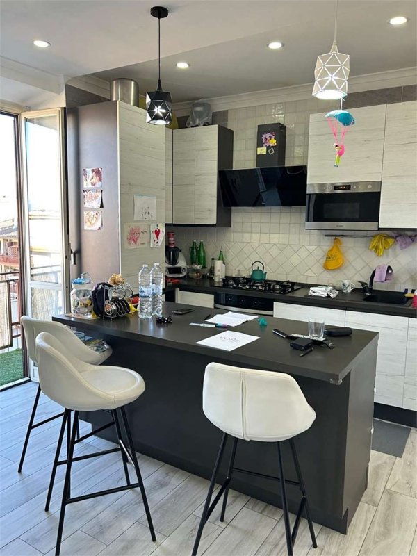 appartamento in vendita a Roma in zona Torre Angela