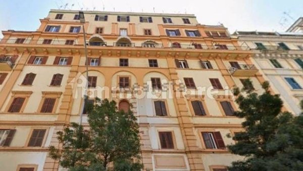 appartamento in vendita a Roma in zona Appio Latino