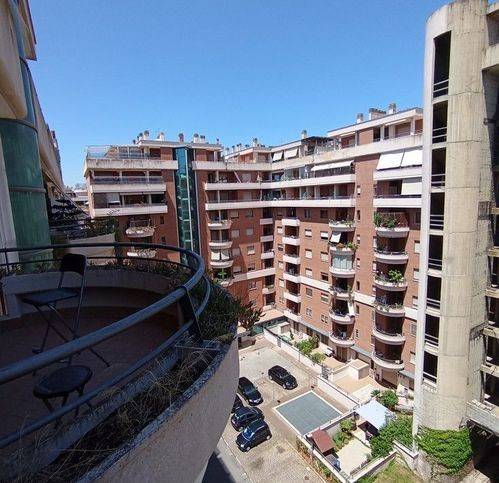appartamento in vendita a Roma in zona Acilia