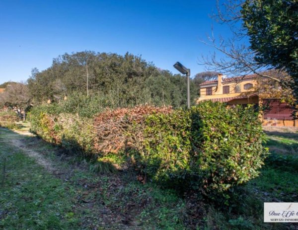casa indipendente in vendita a Roma in zona Ostiense