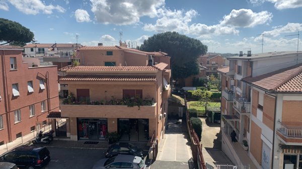 appartamento in vendita a Roma in zona Montespaccato