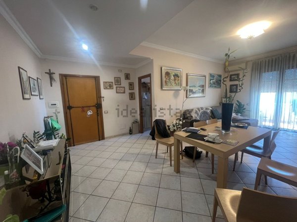 appartamento in vendita a Roma in zona Acilia