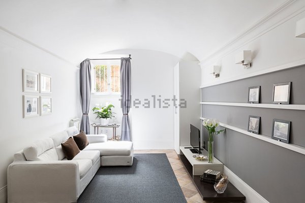 appartamento in vendita a Roma in zona Appio Latino