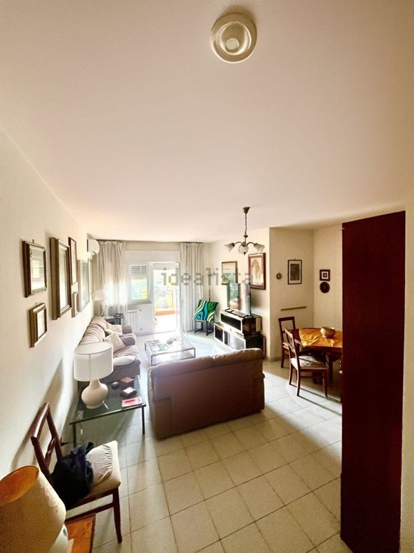 appartamento in vendita a Roma in zona Ostiense