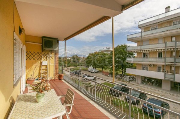 appartamento in vendita a Roma in zona San Basilio