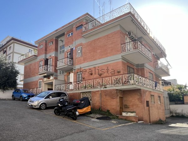 appartamento in vendita a Roma in zona Alessandrino