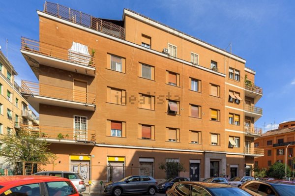 appartamento in vendita a Roma in zona Nomentano