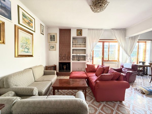 appartamento in vendita a Roma in zona Ostia