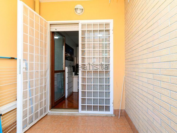 appartamento in vendita a Roma in zona Ponte di Nona