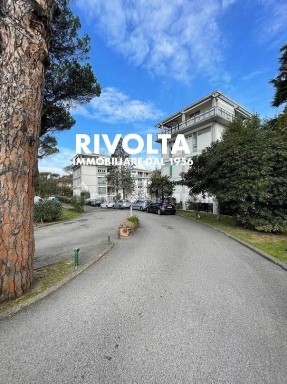 appartamento in vendita a Roma in zona Tor di Quinto