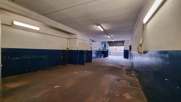 locale di sgombero in vendita a Roma in zona Casalotti