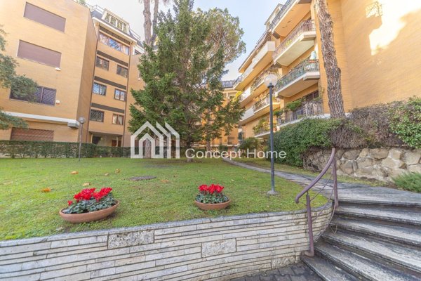 appartamento in vendita a Roma in zona Tor di Quinto