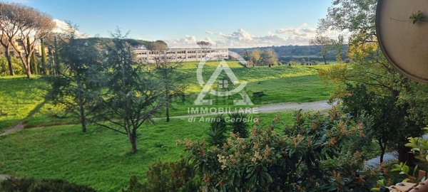 appartamento in vendita a Roma in zona Spinaceto