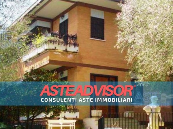 casa indipendente in vendita a Roma in zona Mezzocammino