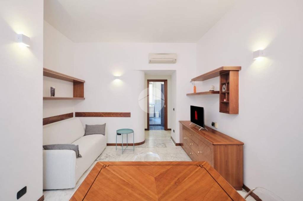 appartamento in vendita a Roma in zona Tuscolano