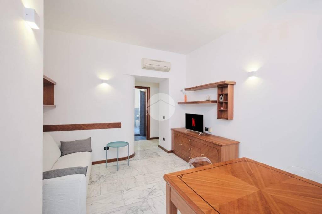 appartamento in vendita a Roma in zona Tuscolano