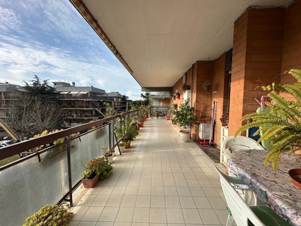 appartamento in vendita a Roma in zona Ponte Mammolo