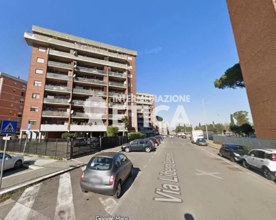 appartamento in vendita a Roma in zona Cinecittà